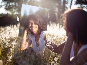 Two Mirrors Facing Each Other is Bad Luck? 7 Superstitions
