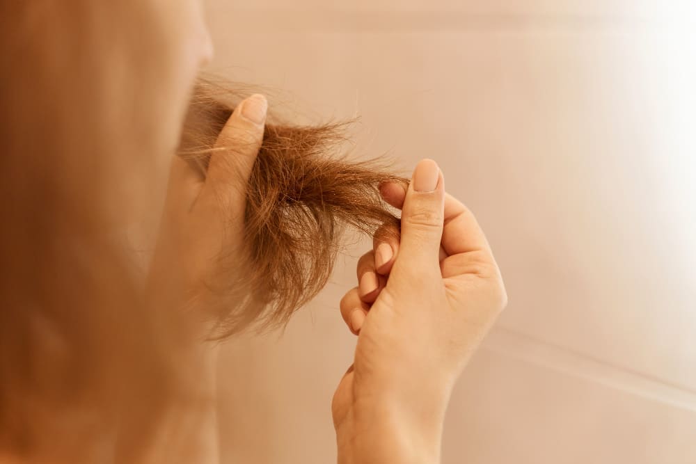 Spiritual Meaning of Hair Pulling: 7 Signs From Heaven