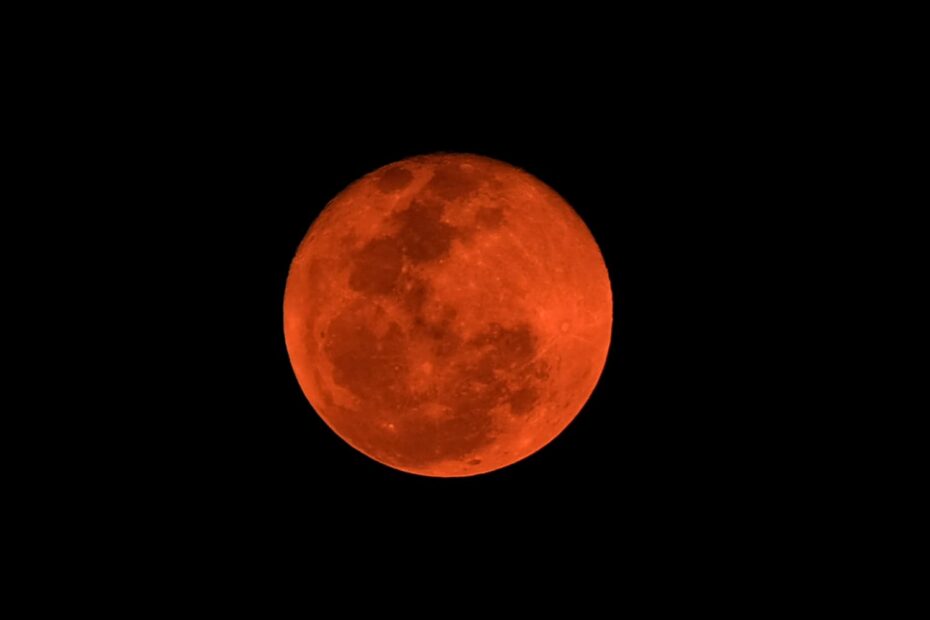 ๐ Blood Moon Spiritual Meaning 2025: March 14 Full Moon